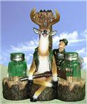 DED30222 Turn around is Fair play Deer Hunter Salt & Pepper Shaker Set